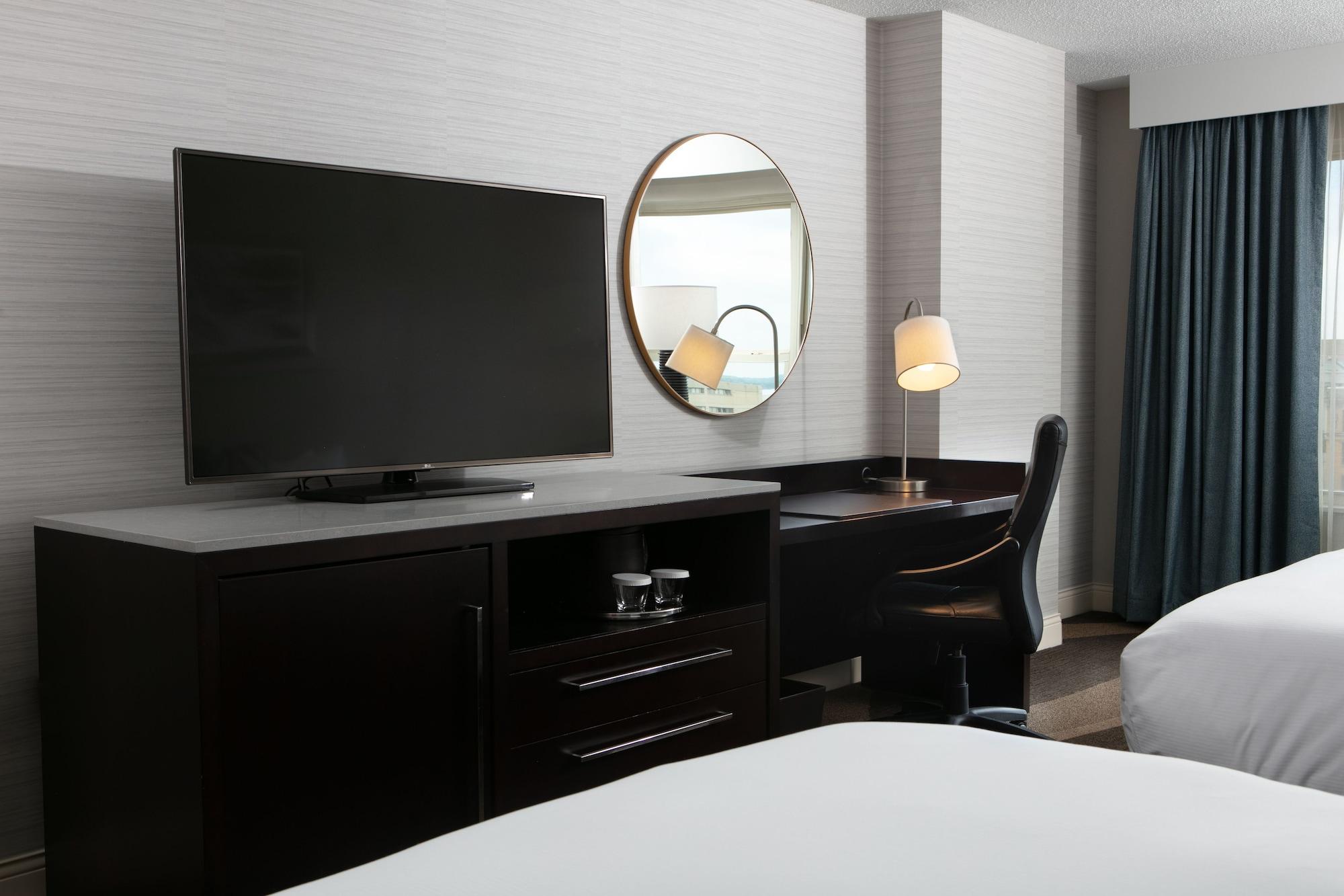 Отель Hilton Madison Monona Terrace Экстерьер фото