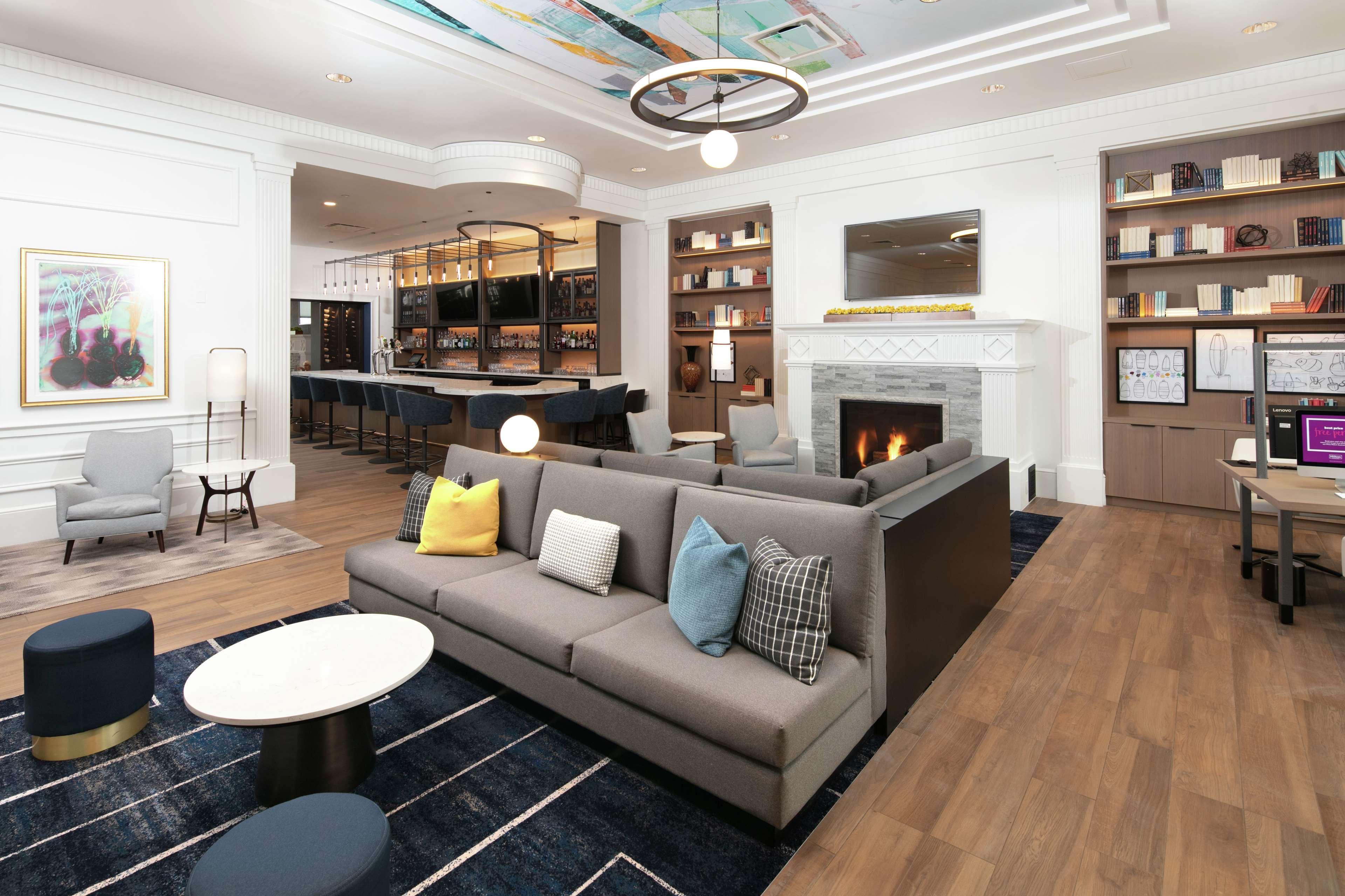 Отель Hilton Madison Monona Terrace Экстерьер фото