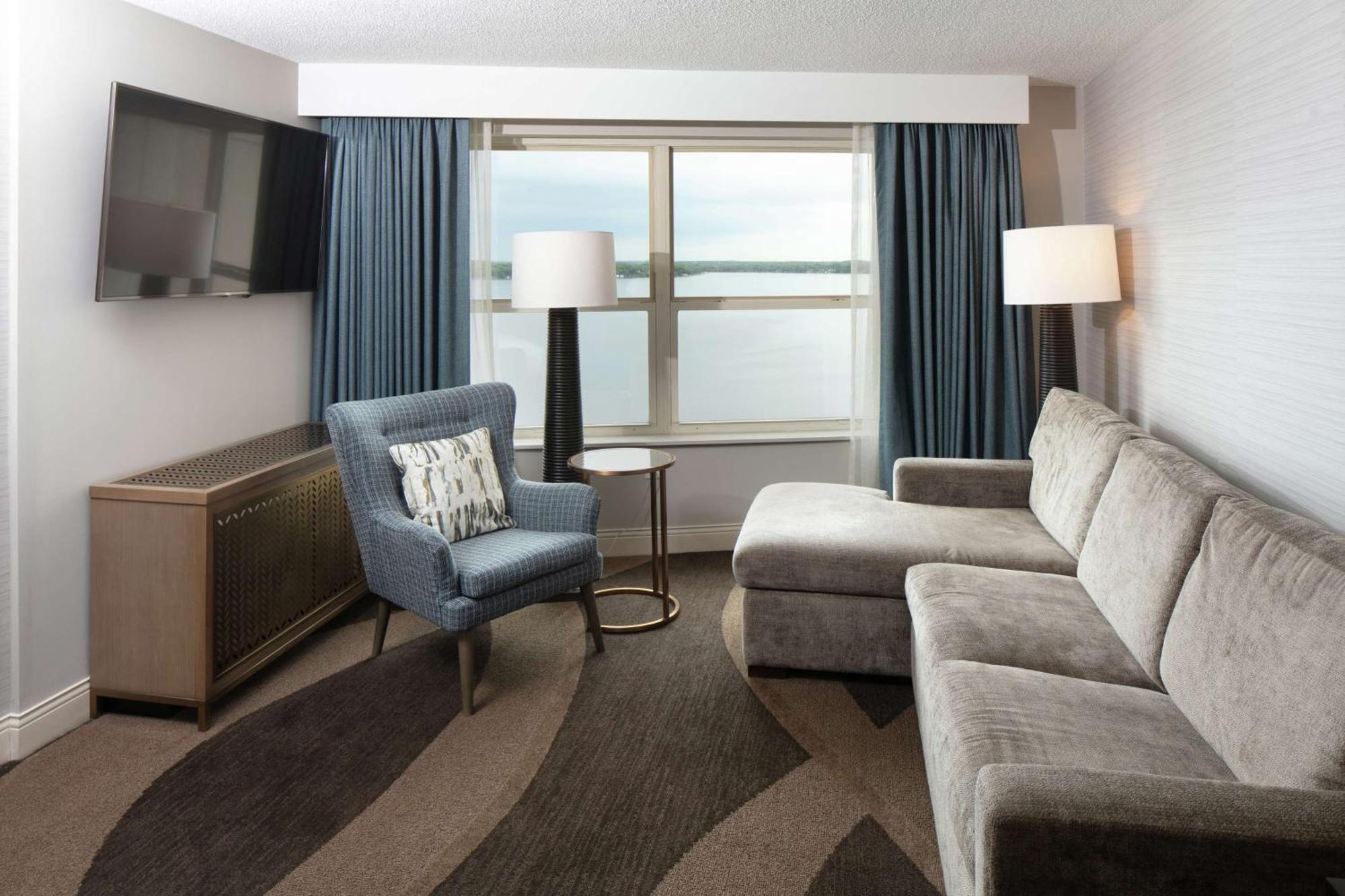 Отель Hilton Madison Monona Terrace Экстерьер фото